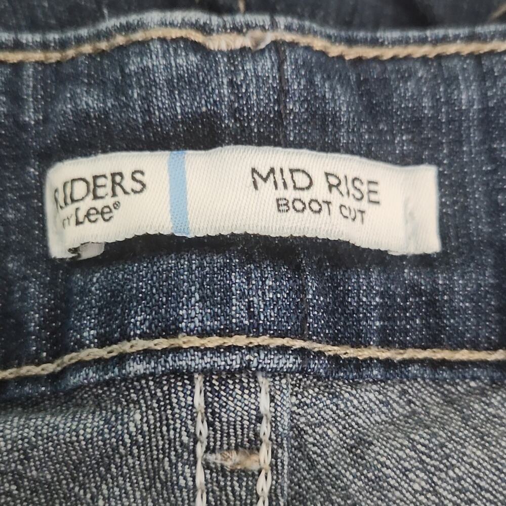 Riders By Lee Jeans Womens Size 8 Petite Mid Rise Boot Cut Medium Wash - Picture 9 of 10